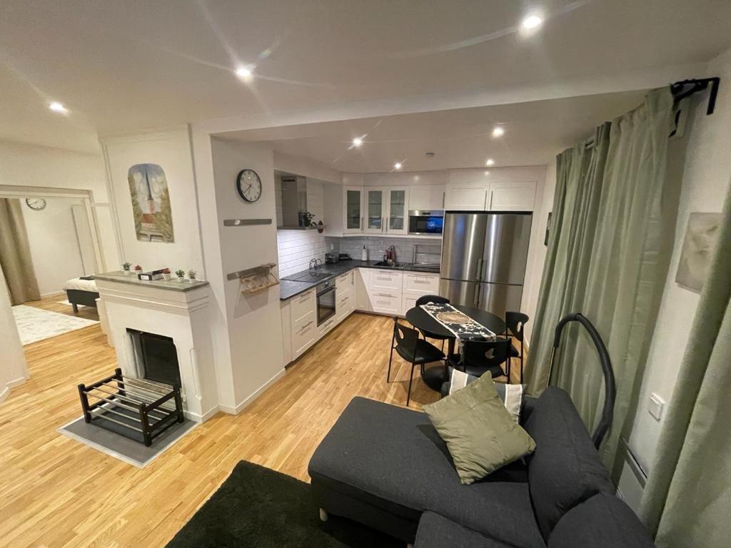 Noah Longstay Apartment Västerås Esterno foto