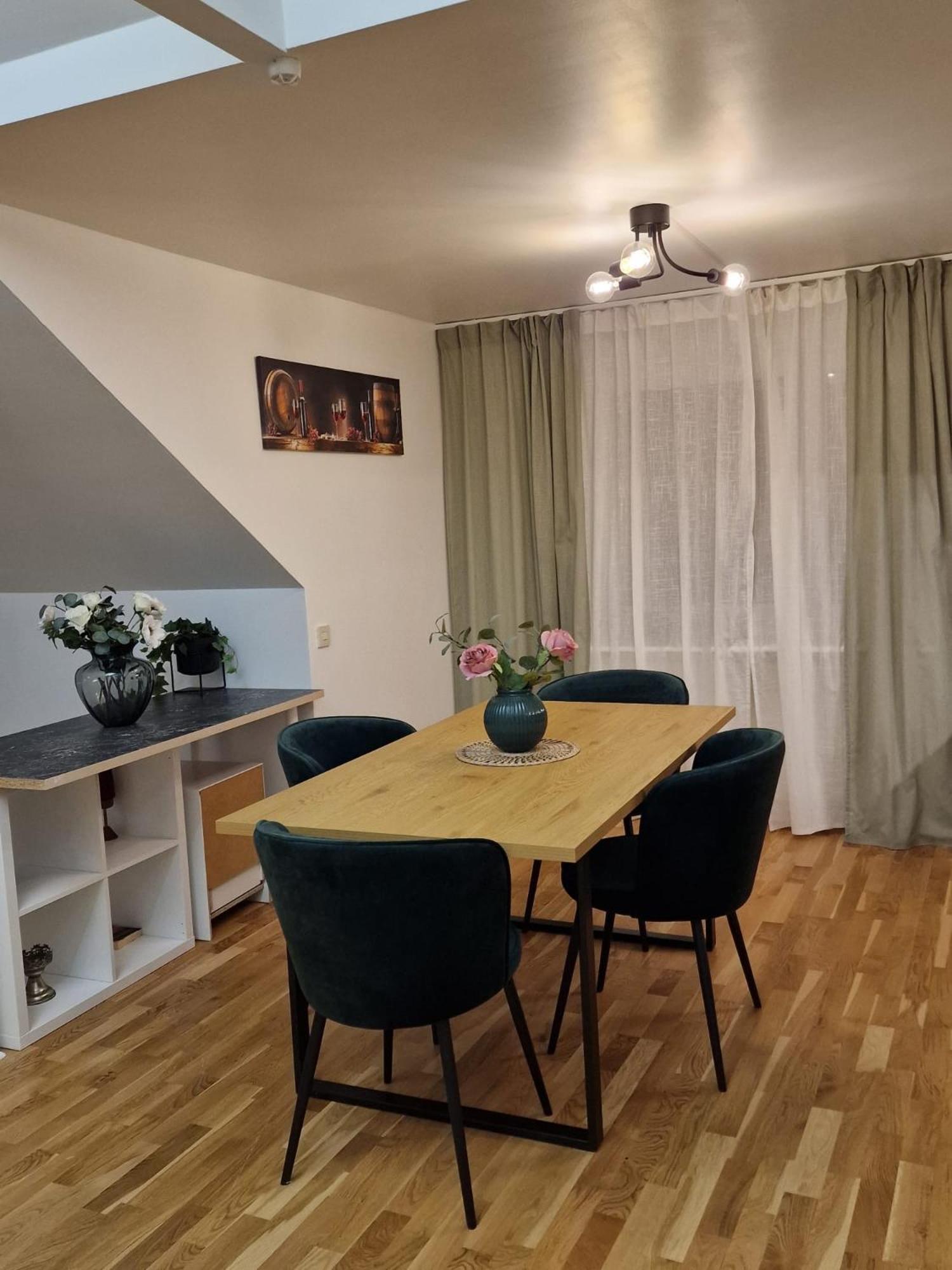 Noah Longstay Apartment Västerås Esterno foto