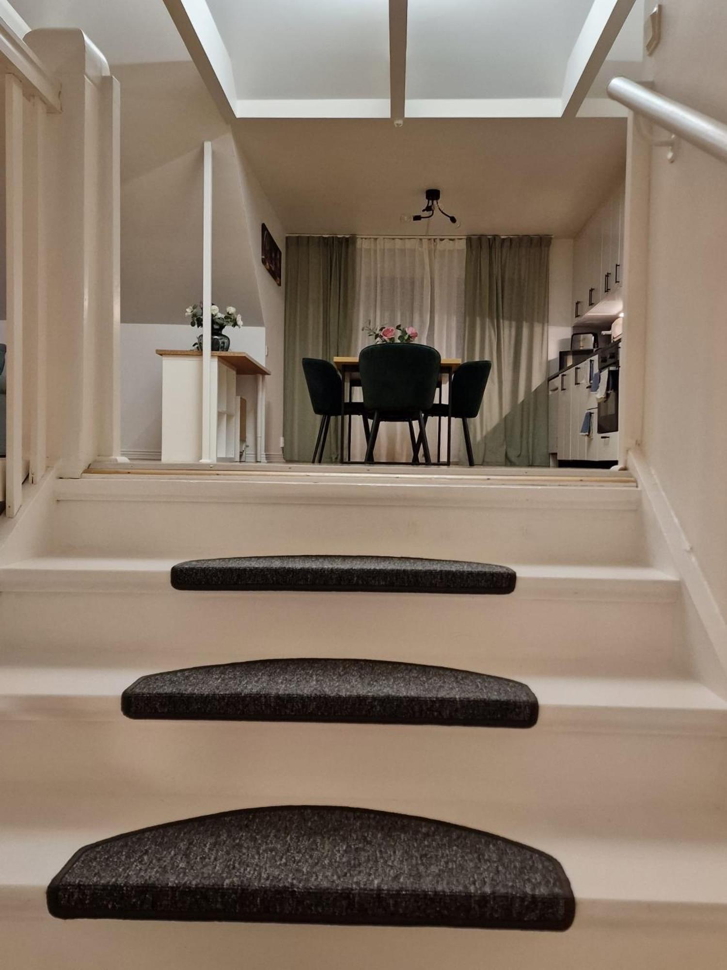 Noah Longstay Apartment Västerås Esterno foto