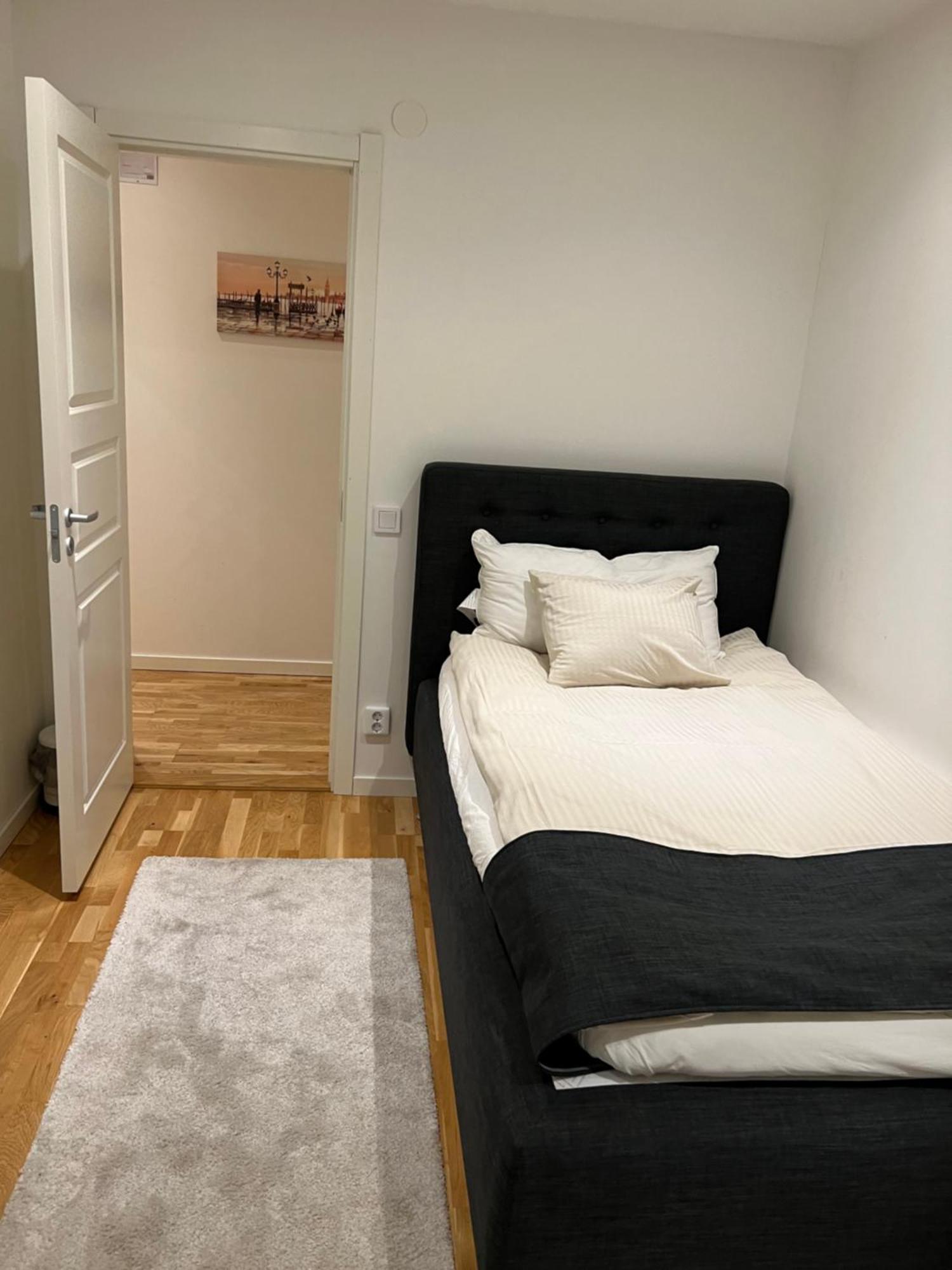 Noah Longstay Apartment Västerås Esterno foto